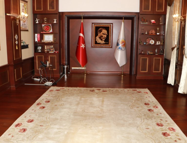 Adana Büyükşehir Belediye Başkanı'nın makam odasına haciz #6