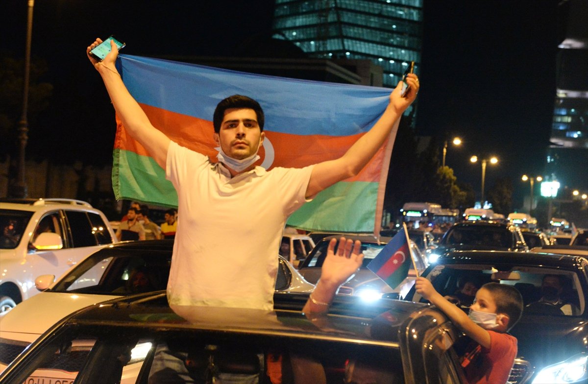 Azerbaycan halkı sokaklarda Ermenistan'ı protesto etti #4