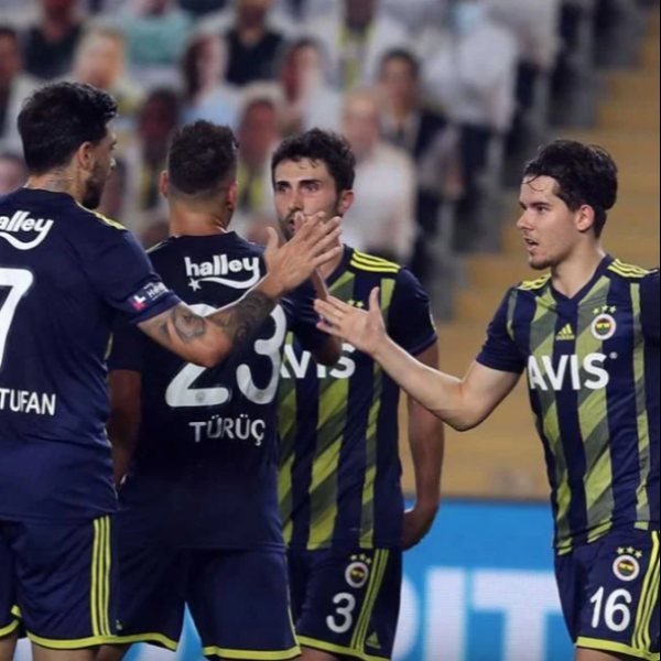 Gençlerbirliği-Fenerbahçe maçının ilk 11'leri #1