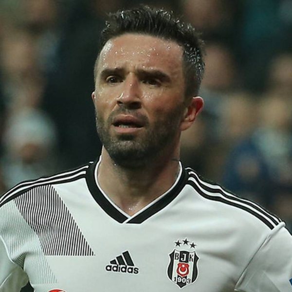 Gökhan Gönül, Beşiktaş'tan ekstra bonus istedi #1