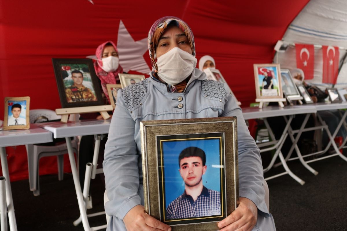 HDP tarafından evladı dağa kaçırılan anne, oğlunun hayalini söyledi #2