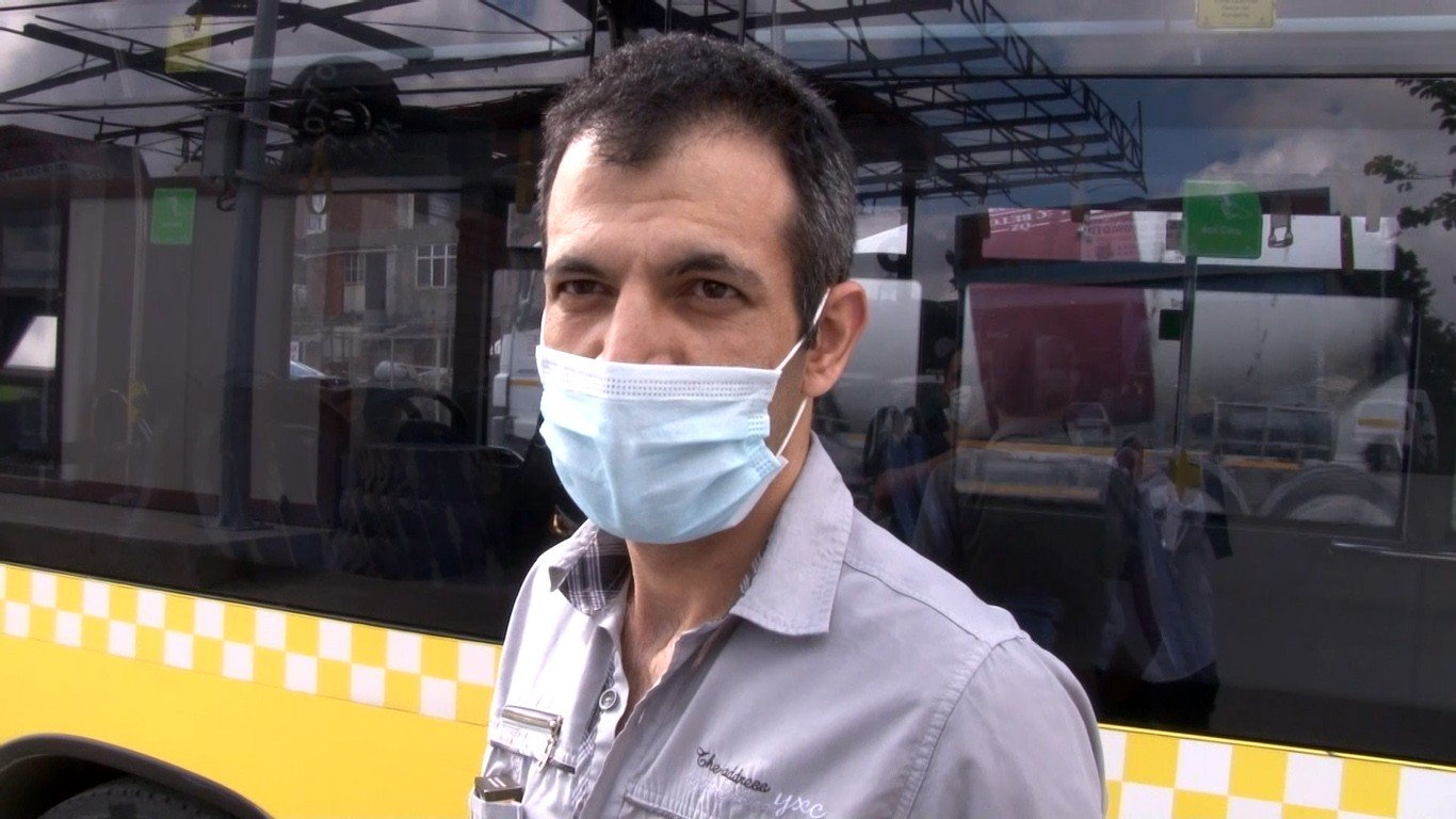 İstanbul'da maskeyi uygun takmadı diye ceza kesildi #2
