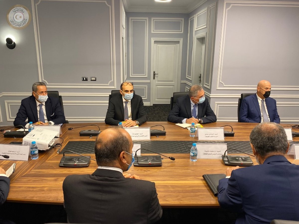 İtalyan petrol şirketi, Libya Başbakanı Serrac'la görüştü #3