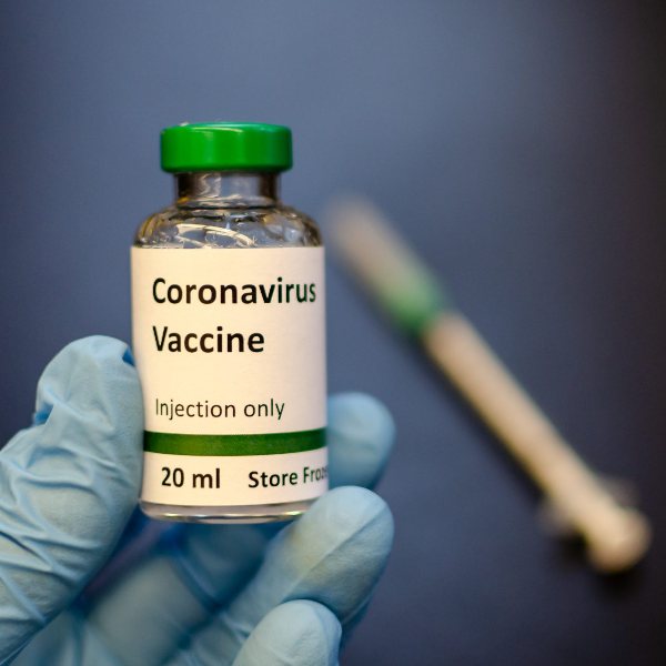 Oxford'un koronavirüs aşısı başarılı oldu #1