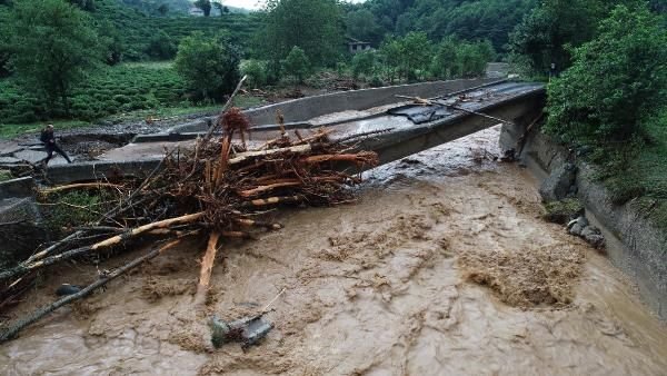 Rize'deki yağışlarda son 91 yılın rekoru kırıldı #14