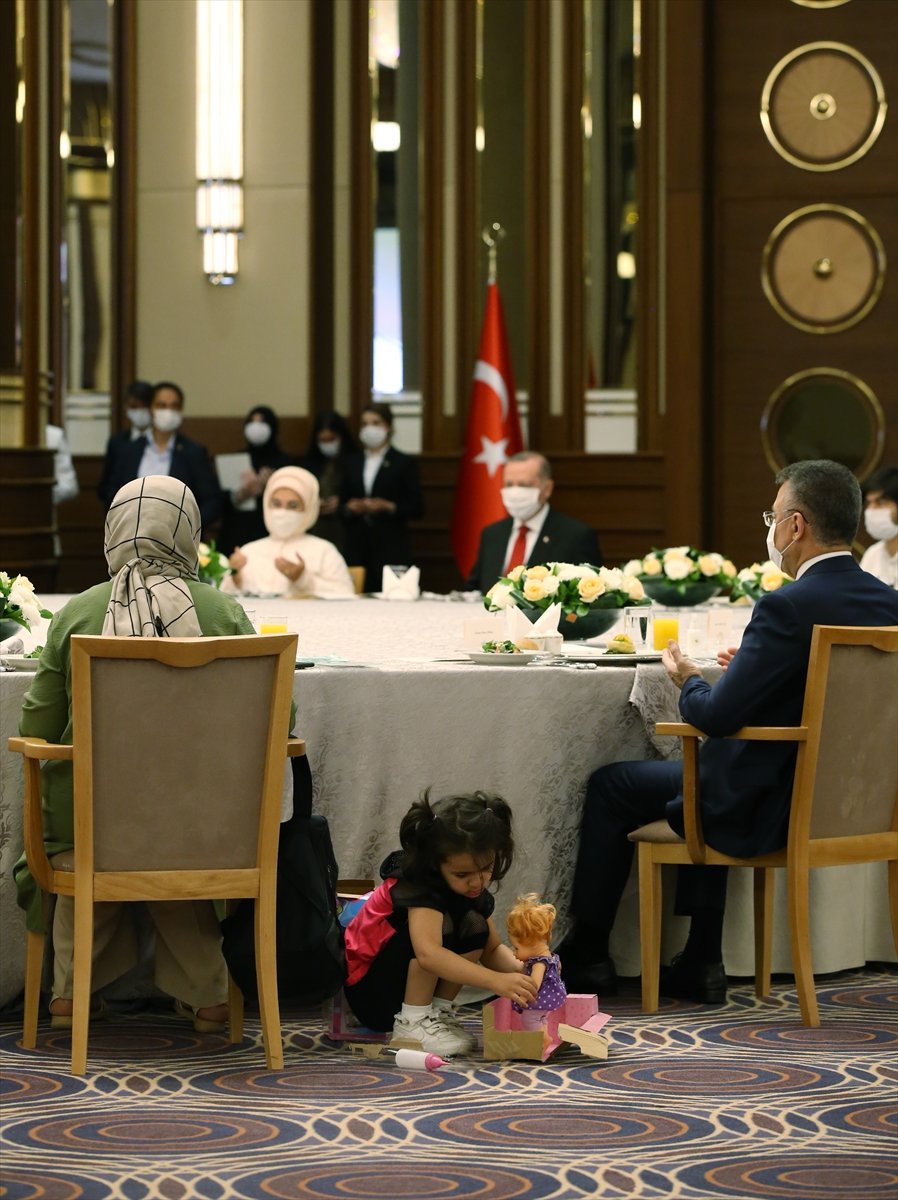 15 Temmuz şehitlerinin yakınları Erdoğan'la buluştu #5
