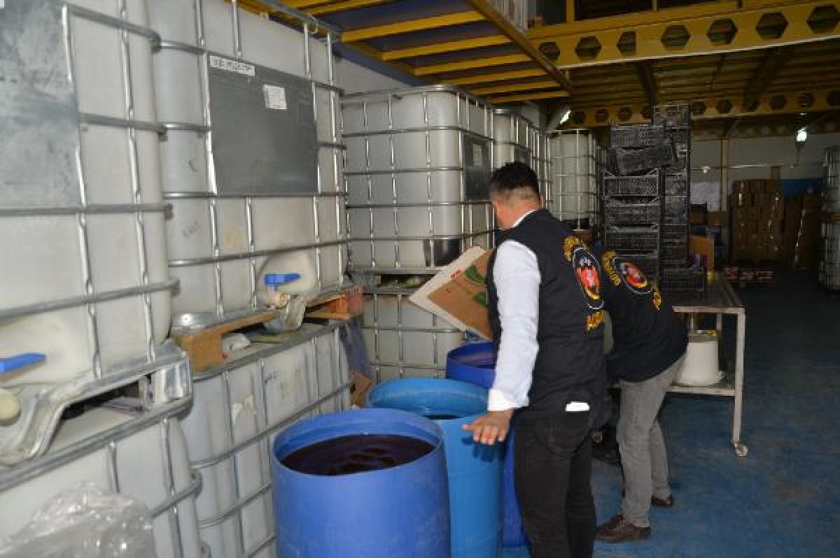 Adana'da 650 bin TL'lik sahte temizlik ürününe el konuldu