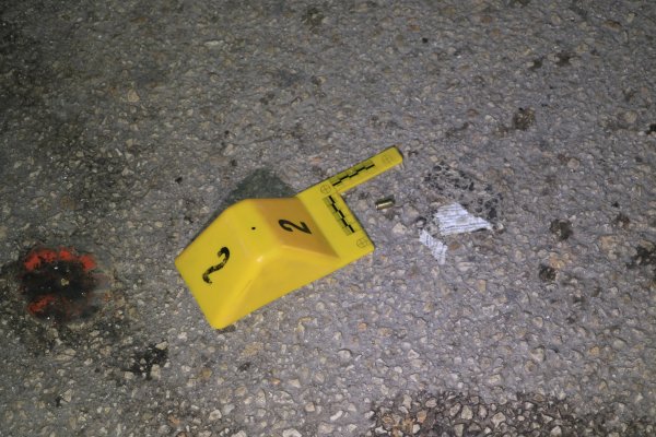 Adana'da bir kişi 2 yeğenine sokakta kurşun yağdırdı
