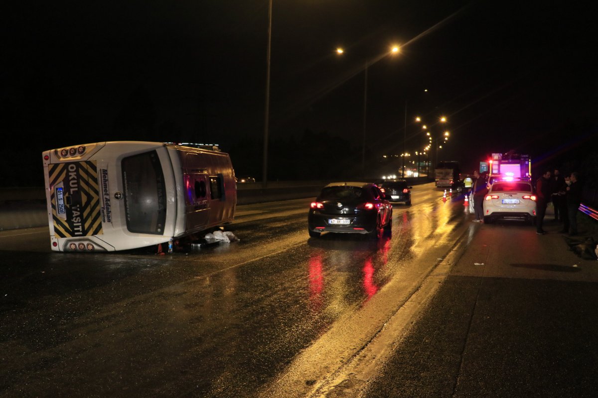 Adana’da işçi servisi kaza yaptı: 1 ölü 6 yaralı