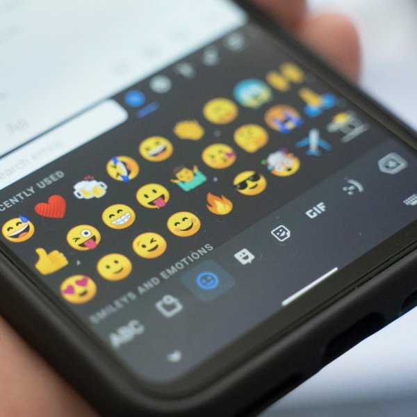 Android 11 ile hayatımıza girecek yeni emojiler