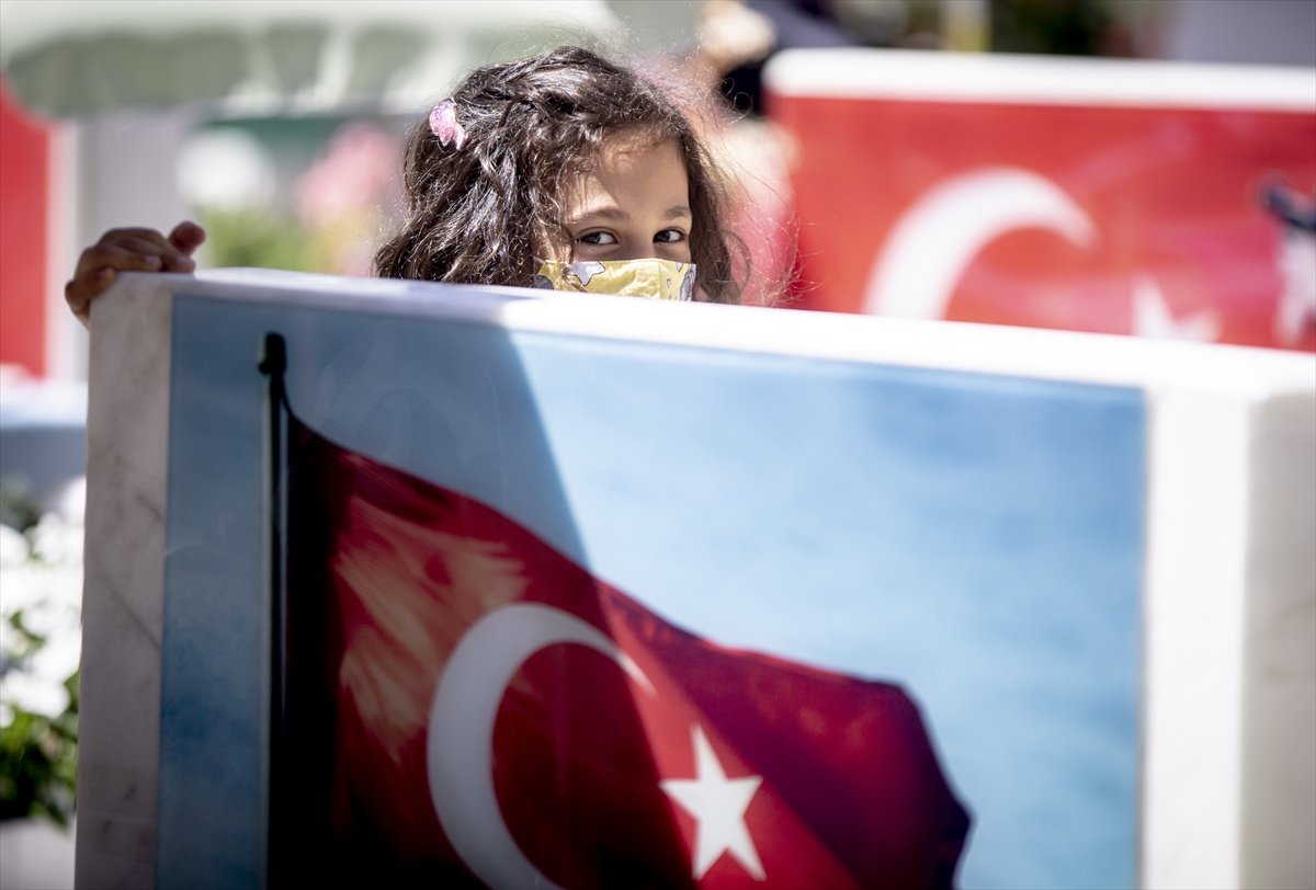 Ankara'da şehitliklere bayram ziyareti #2