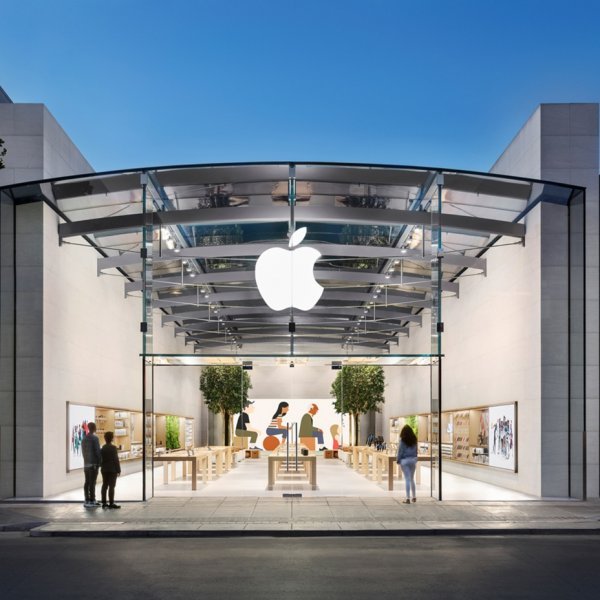 Apple, ABD'deki 100 mağazasını bu hafta açıyor