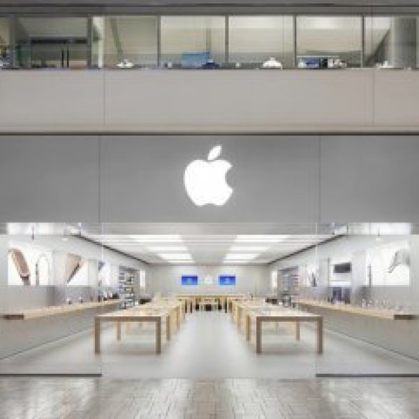 Apple, aldığı önlemlerle mağazalarını açıyor