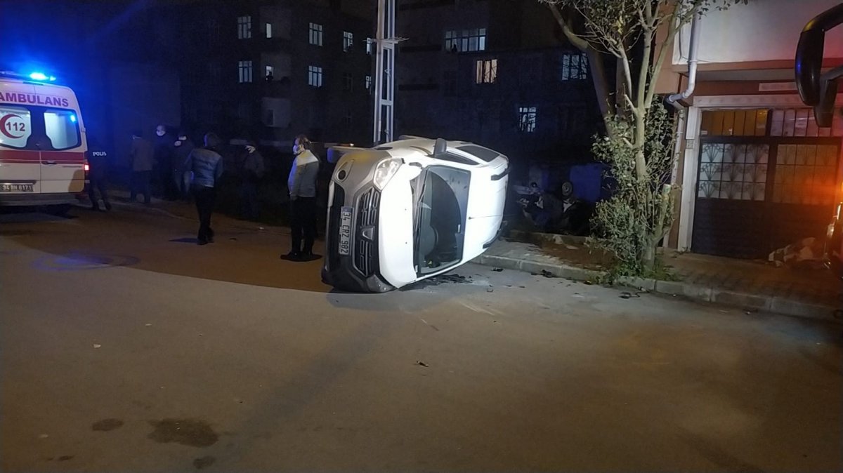 Başakşehir'de trafik kazası: 2 yaralı
