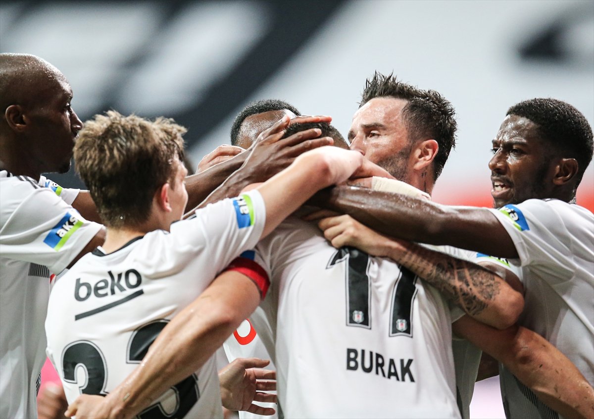 Beşiktaş, Konya'yı farklı mağlup etti #4