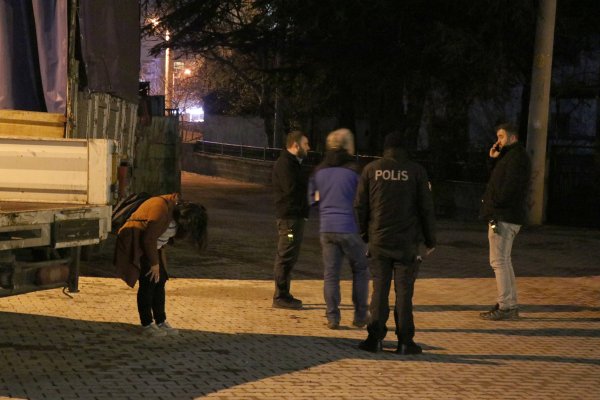 Bolu'da bir kadın sokak ortasında silahlı saldırıya uğradı