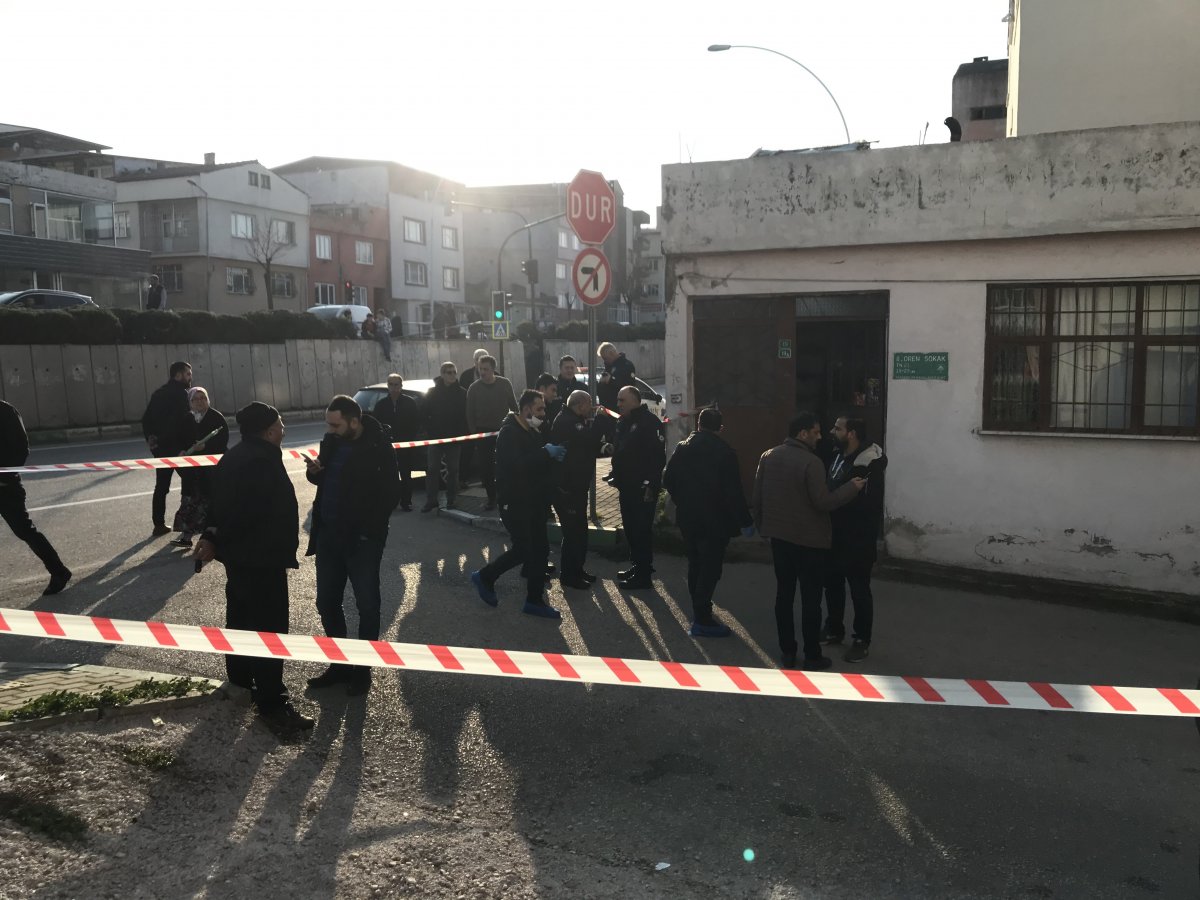 Bursa'da bir kişi babasını baltayla öldürdü