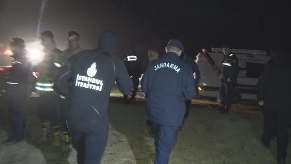 Çatalca'da göle açılan 3 kişiden 2'si kayboldu