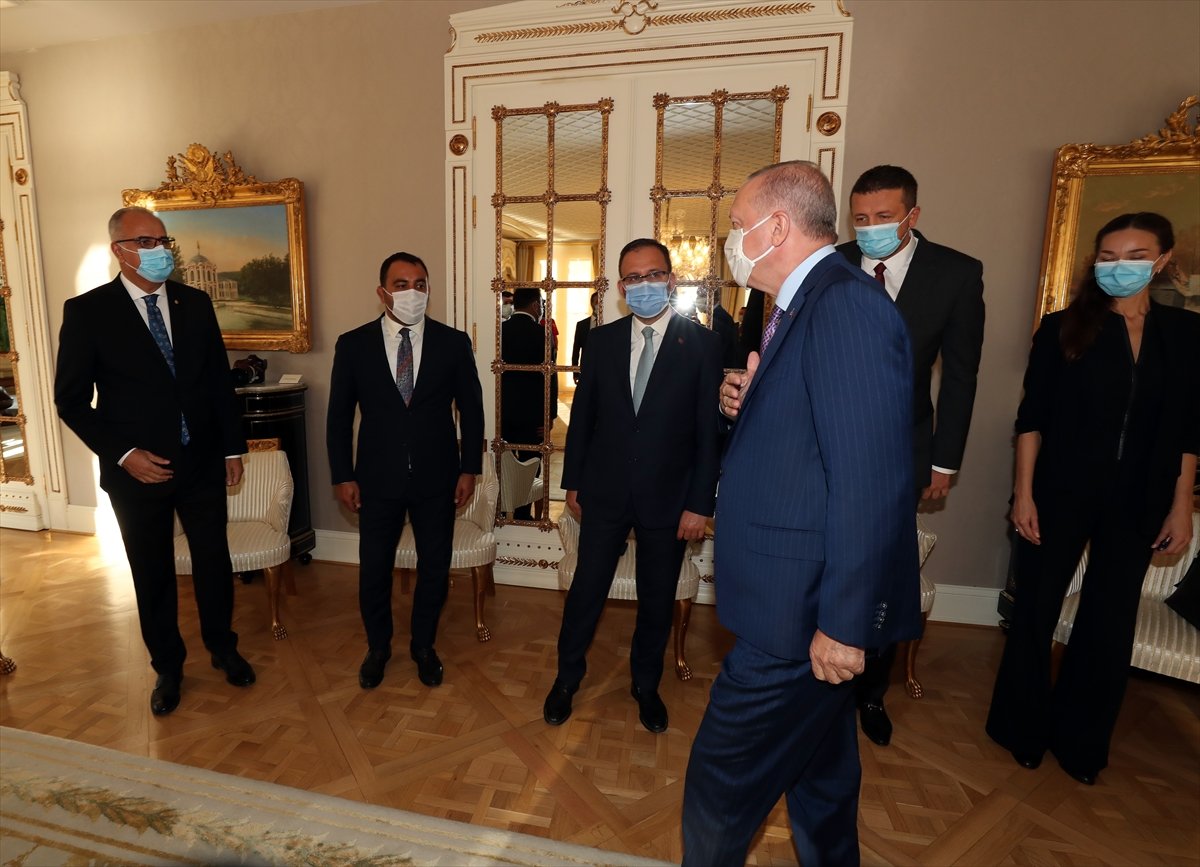 Cumhurbaşkanı Erdoğan, Avrupa şampiyonu voleybolcularımızı kabul etti #3