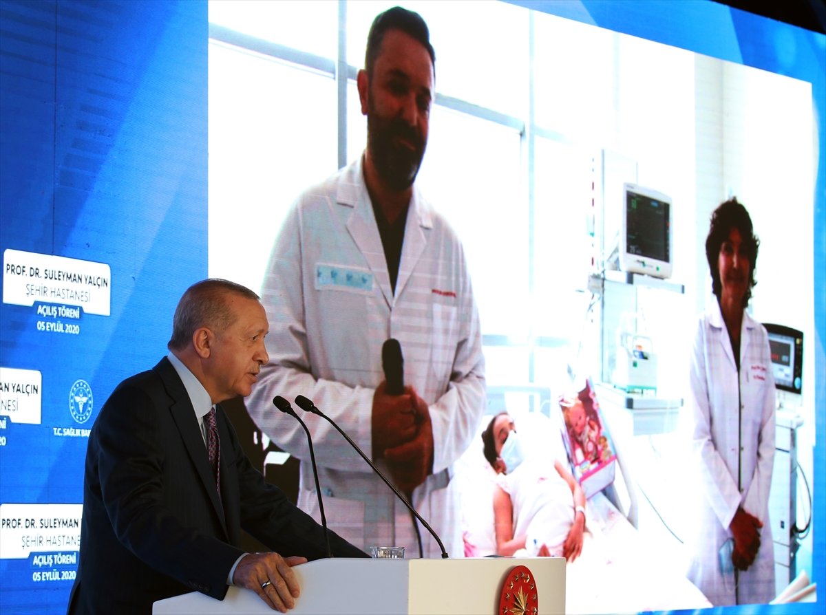 Cumhurbaşkanı Erdoğan, Göztepe Şehir Hastanesi ni hizmete açtı #9