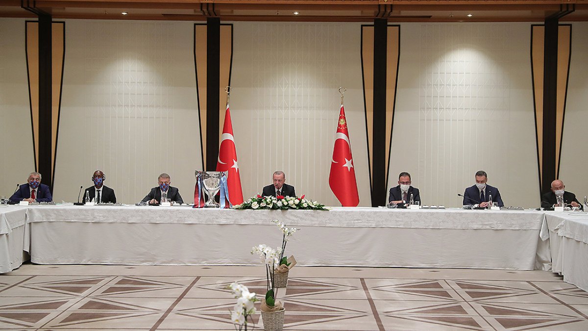 Cumhurbaşkanı Erdoğan, Trabzonspor u kabul etti #1