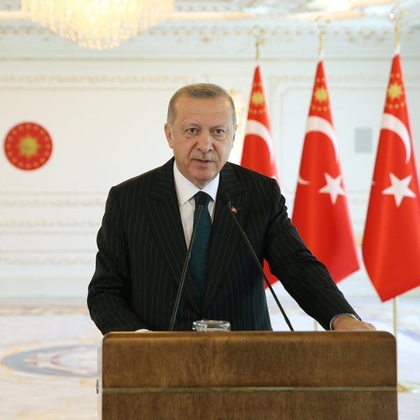 Erdoğan'dan bakanlara uyarı: Başımıza iş açmayın #1