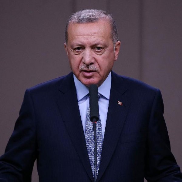 Erdoğan, sigaraya yeni vergilerin sinyalini verdi