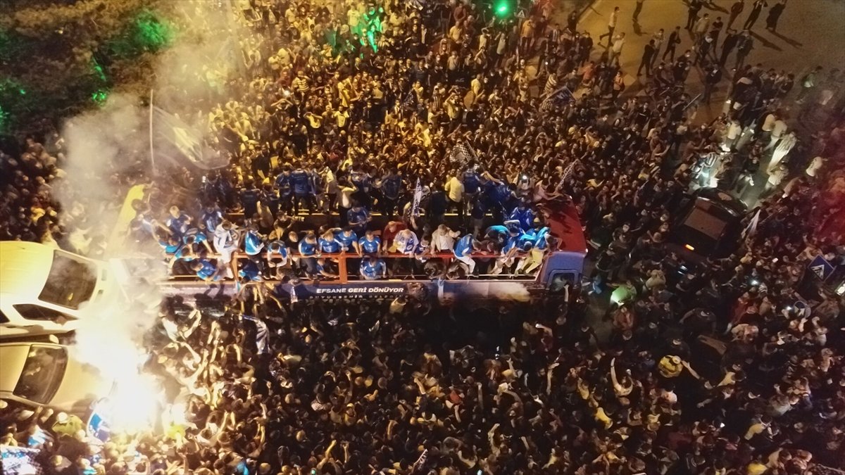 Erzurum'da Süper Lig kutlamaları #3