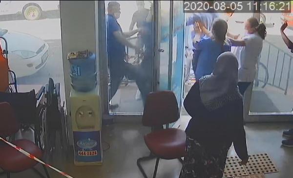 Eskişehir de, sağlık raporu vermeyen doktorlara saldırı #2