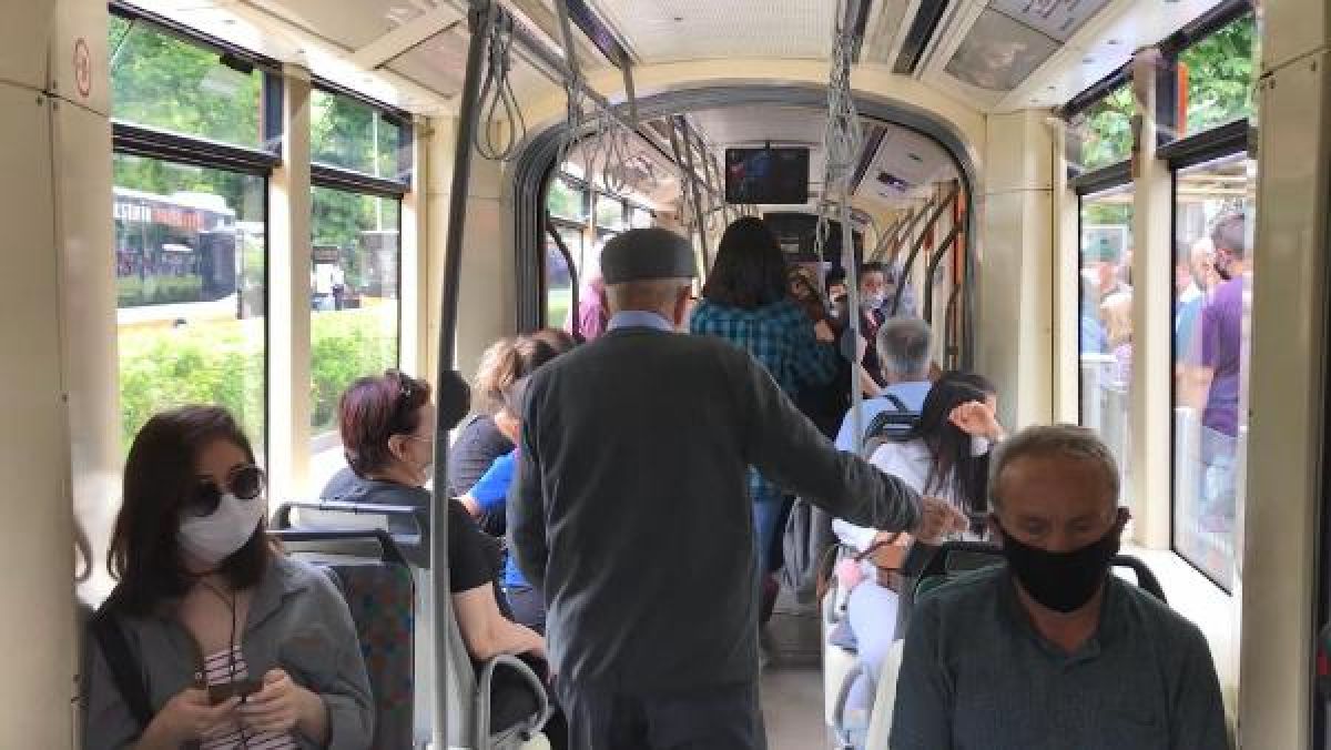 Eskişehir'de tramvayda sosyal mesafe tartışması #7