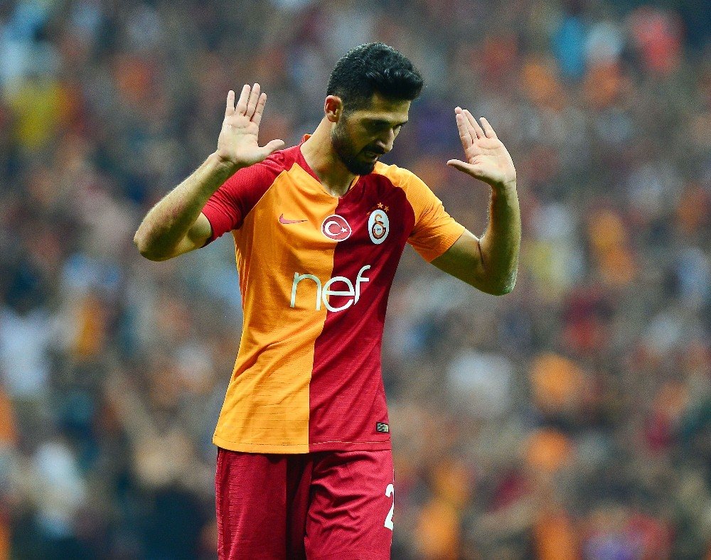 Galatasaray, Emre Akbaba'dan indirim bekliyor #1