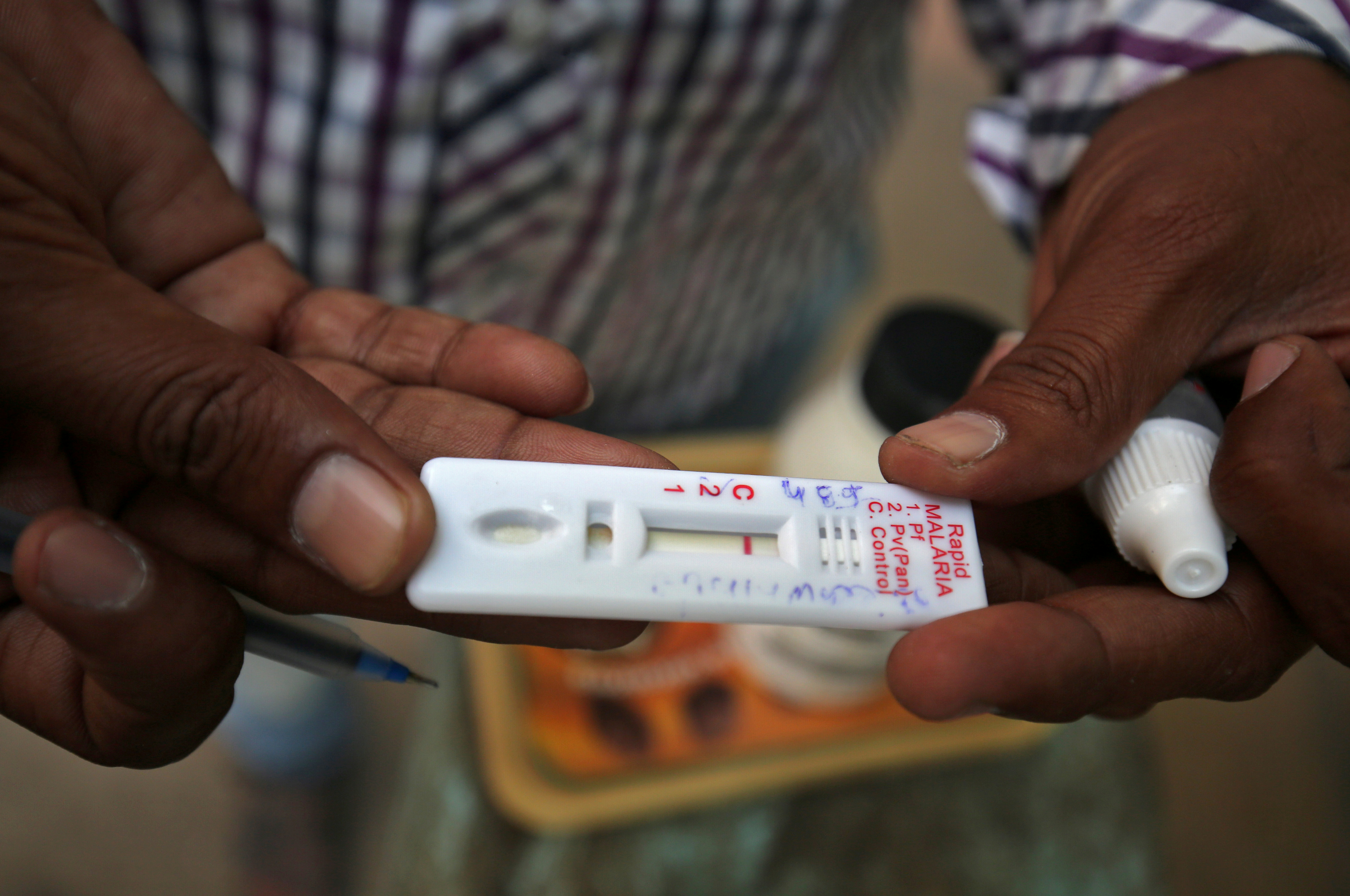 Hindistan da koronavirüs vakalarında rekor sayı #5