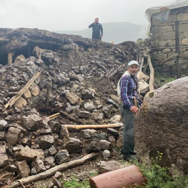 İçişleri Bakanlığı: Bingöl'de 90 artçı deprem yaşandı