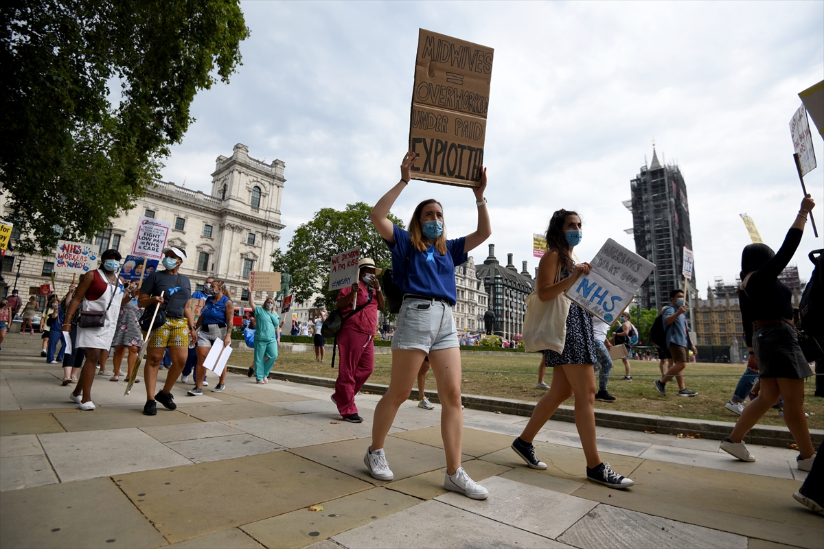 İngiltere nin başkentinde hemşirelerin zam protestosu #7