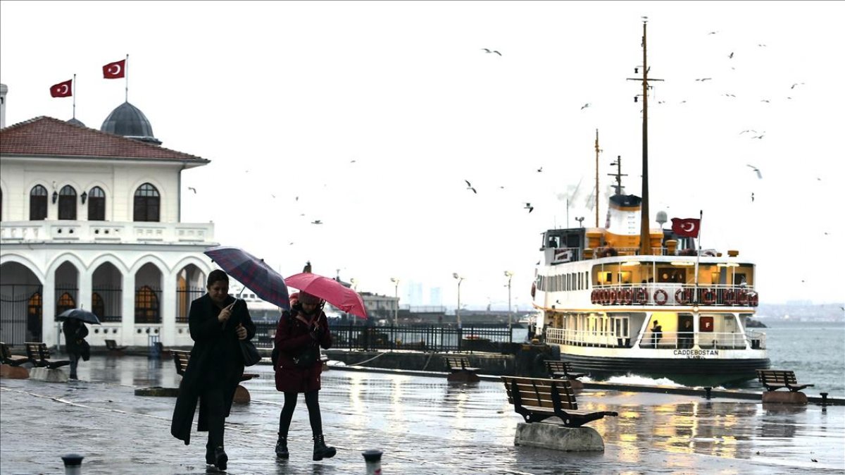 İstanbul da gök gürültülü sağanak yağış bekleniyor #1