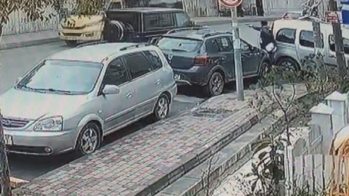 İstanbul'da silahlı saldırı anı kamerada