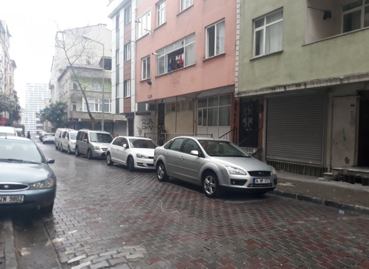 İstanbul'da şizofreni hastası, annesini kemerle öldürdü