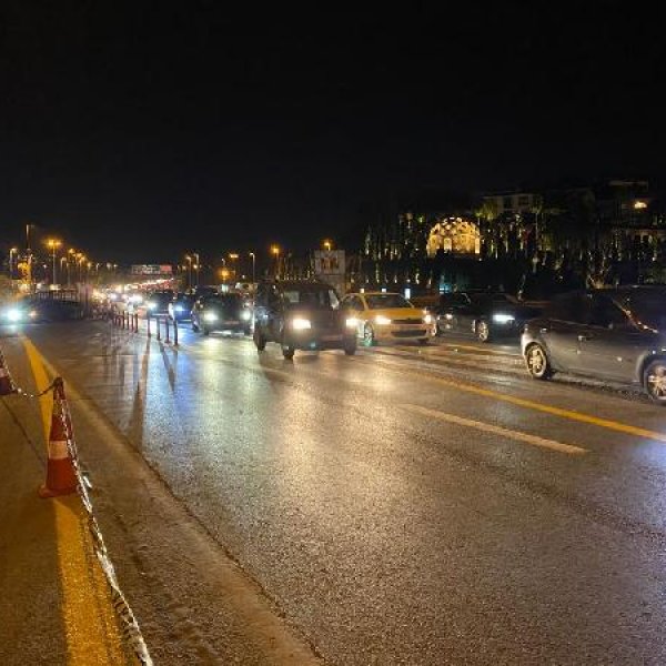 İstanbul'da sokağa çıkma kısıtlaması sonrası trafik