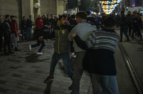 İstiklal Caddesi'nde yılbaşı eğlencesinde kavga