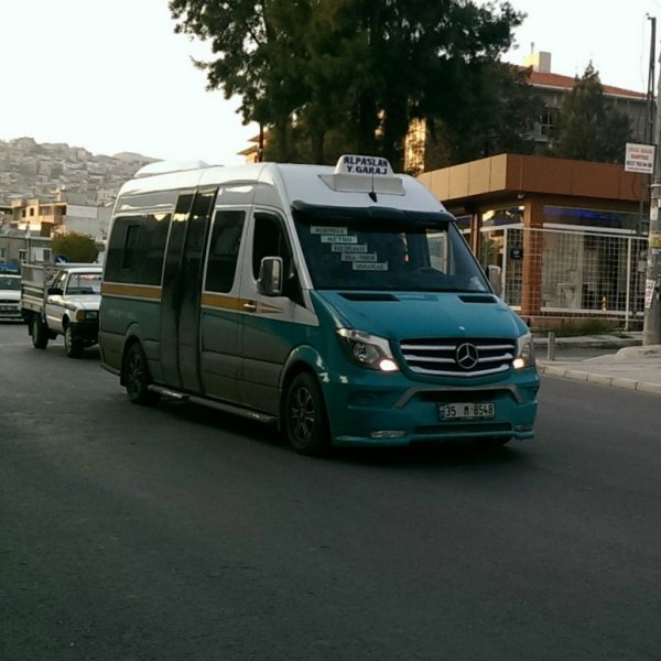 İzmir'de minibüslere yüzde 25 zam yapıldı