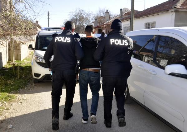 Konya'dan çalınan otomobil Karaman'da bulundu -2