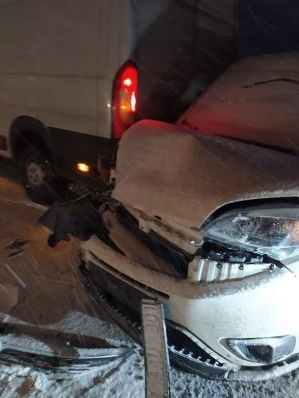 Kütahya'da zincirleme trafik kazası: 4 yaralı