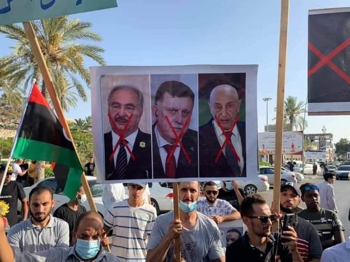 Libya da barışçıl protestolarda ateş açan 'sızdırılmış' kişiler hakkında soruşturma başlatıldı #5