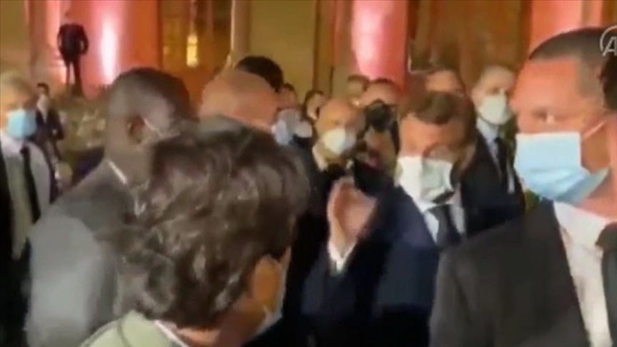 Macron, Hizbullah la yaptığı görüşmeyi haberleştiren gazeteciyi azarladı #1