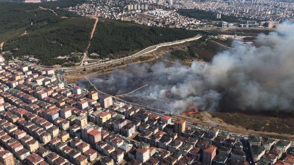 Maltepe'de askeri alanda yangın #1