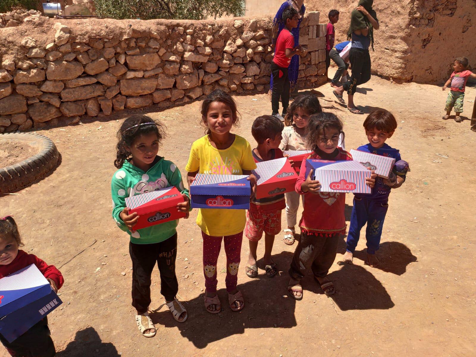 Mehmetçik'ten Suriyeli çocuklara bayram hediyesi #4