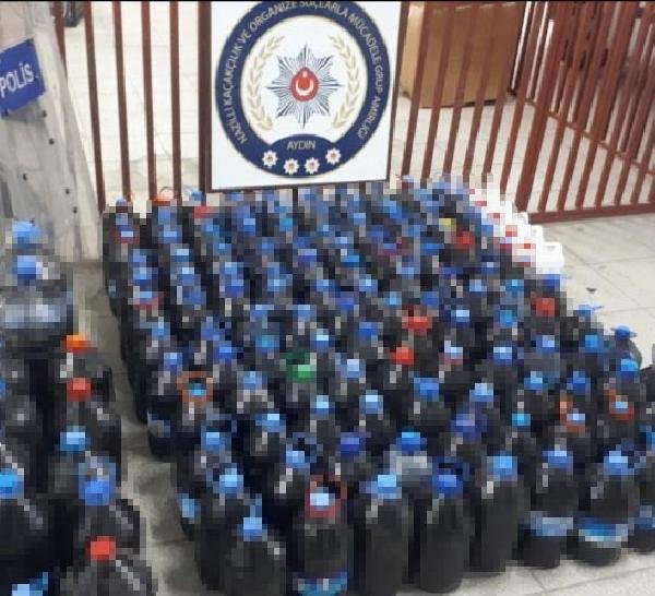 Nazilli'de 700 litre kaçak şarap ele geçirildi