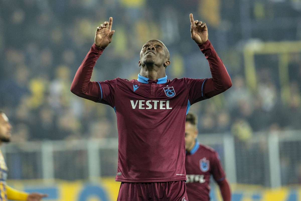 Nwakaeme: Trabzonspor dan ayrılmayı düşünmüyorum #1