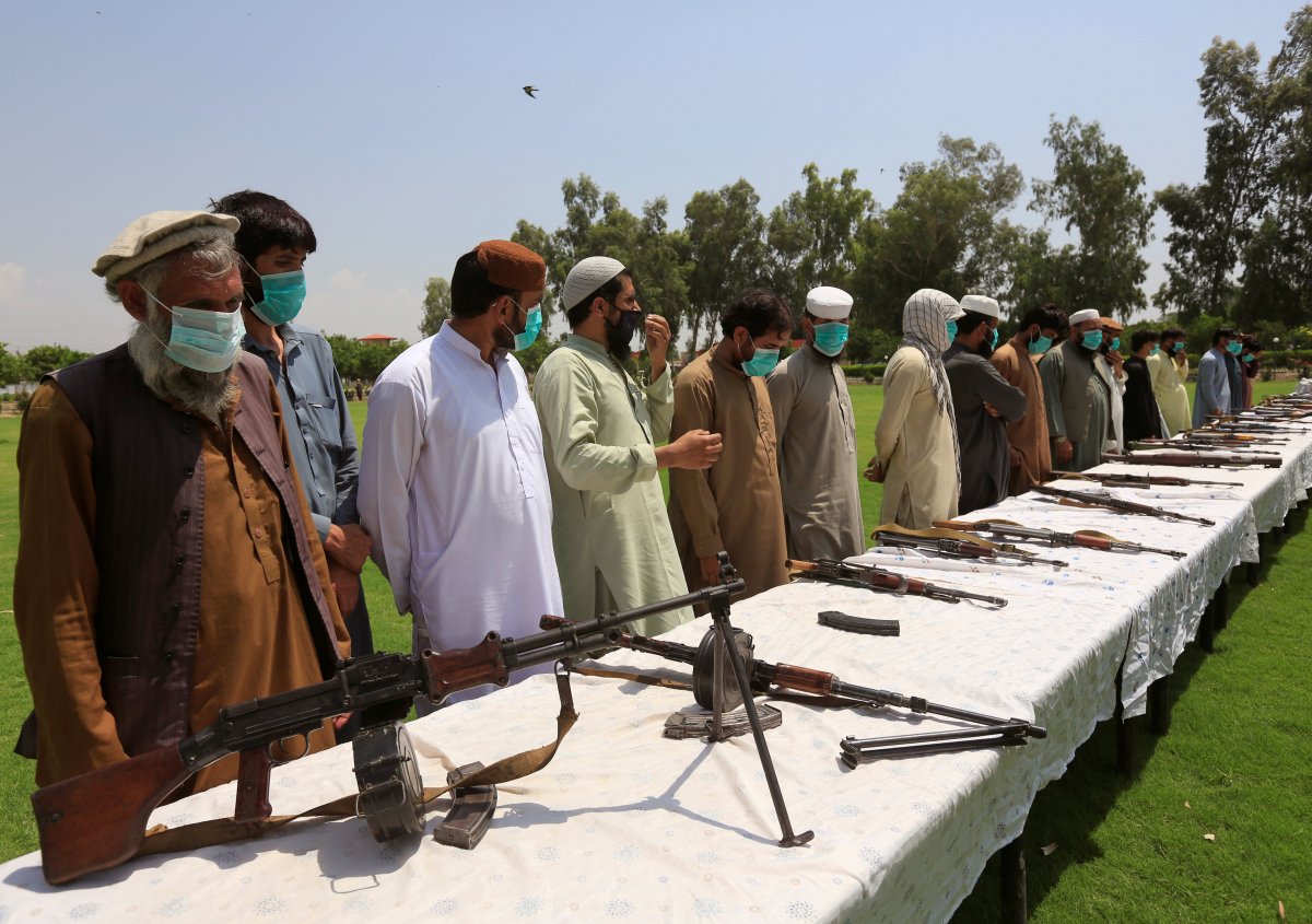 Pompeo Rusya'yı suçladı: Taliban'a silah satıyor #4