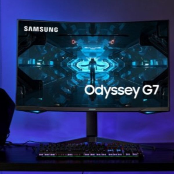 Samsung, kavisli yeni Odyssey monitörlerini satışa sundu #1